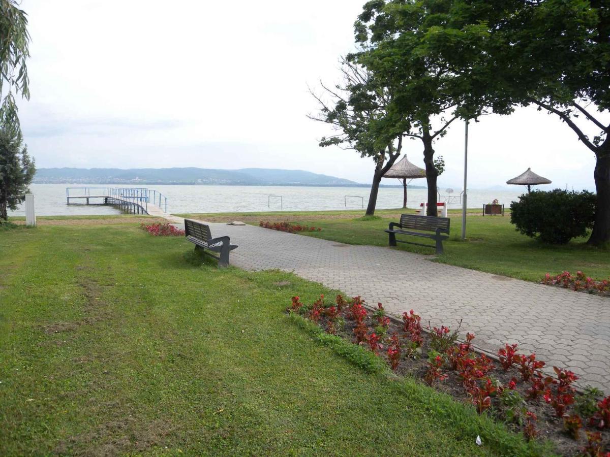 Apartment Balatonbereny 4 Exterior foto